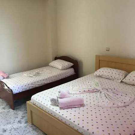 Festim Apartment *