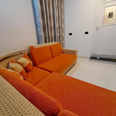 Festim Apartment *